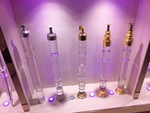 深圳水晶工艺品定制厂家收费不贵,服务到位